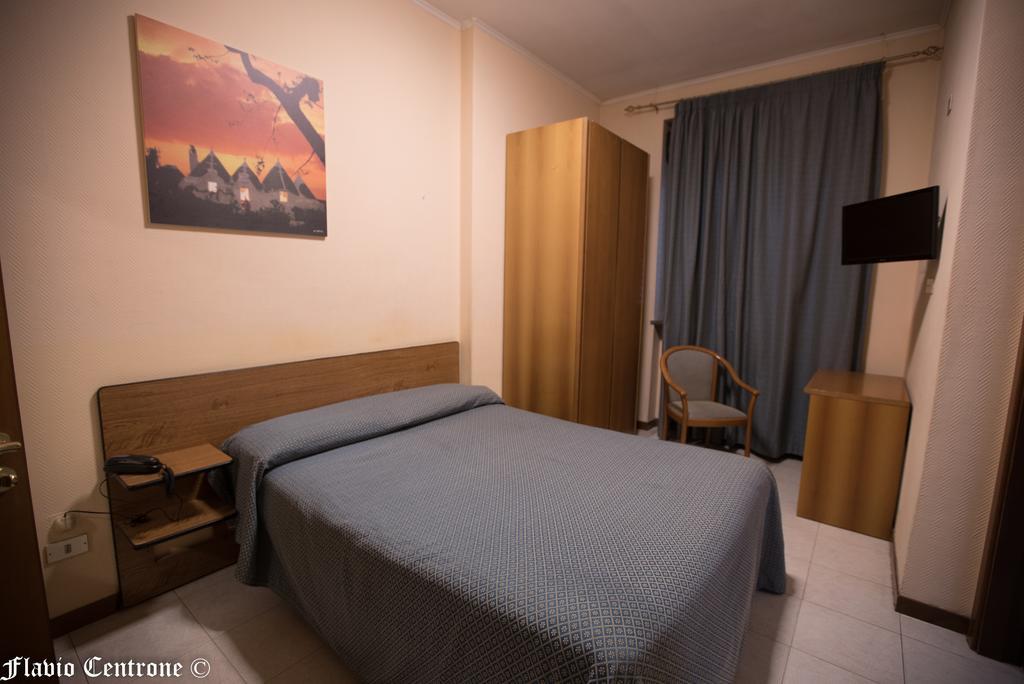 Hotel Cristal باري المظهر الخارجي الصورة